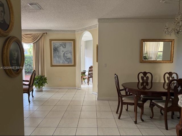 15619 SW 112th Drive, Miami, FL 33196