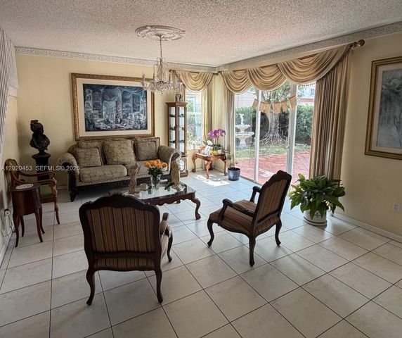 15619 SW 112th Drive, Miami, FL 33196