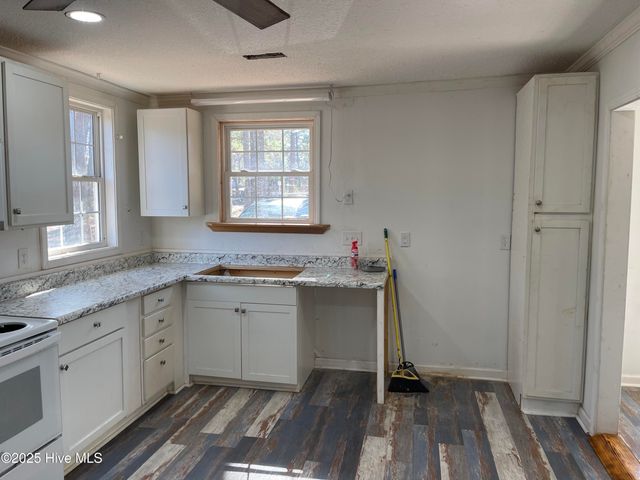 152 Howard Farm Road, Newport, NC 28570