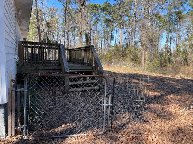 152 Howard Farm Road, Newport, NC 28570