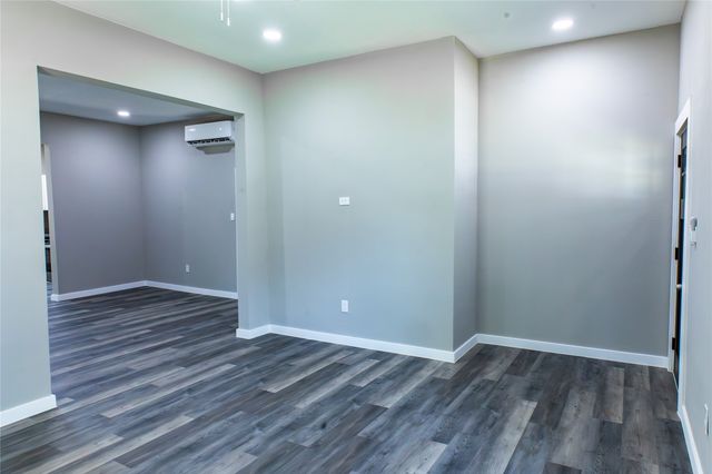 223 E Shreveport Street, Van Alstyne, TX 75495