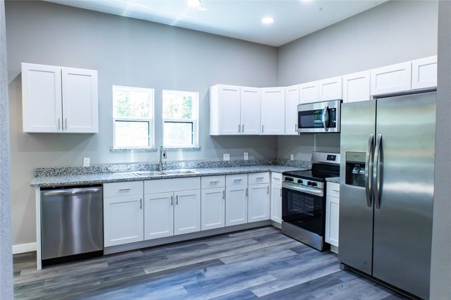 223 E Shreveport Street, Van Alstyne, TX 75495