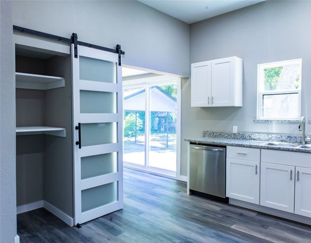 223 E Shreveport Street, Van Alstyne, TX 75495