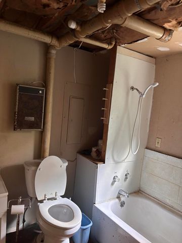 703 Highway F, Anderson, MO 64831