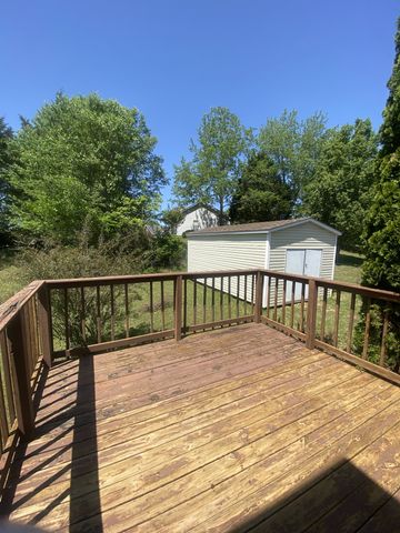 838 Turtle Creek Rd, Clarksville, TN 37043