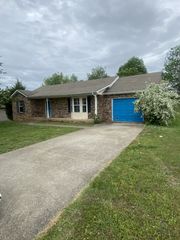 838 Turtle Creek Rd, Clarksville, TN 37043