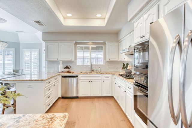 418 S Creek Drive, Madera, CA 93637