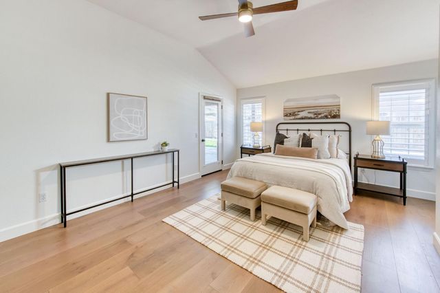 418 S Creek Drive, Madera, CA 93637