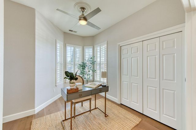 418 S Creek Drive, Madera, CA 93637