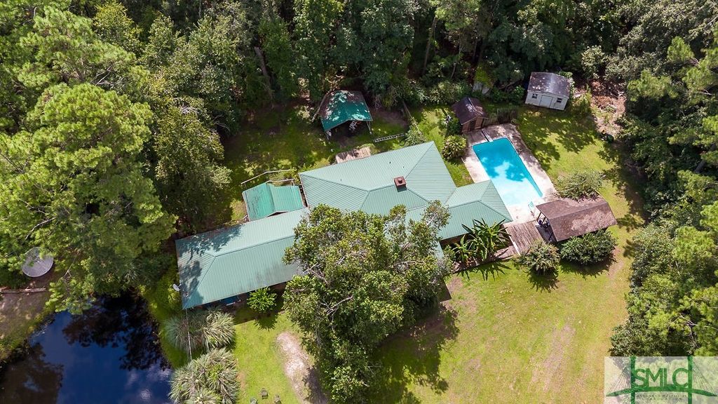 Image 10 of property listing at 1335 Pine Barren Road, Pooler, GA 31322