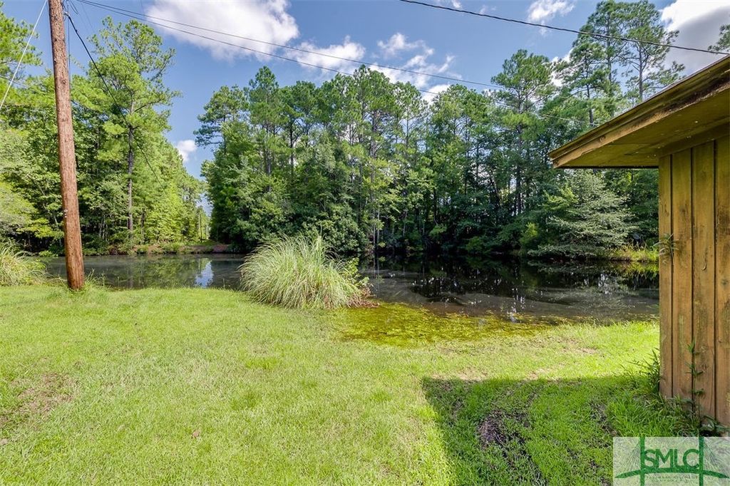 Image 16 of property listing at 1335 Pine Barren Road, Pooler, GA 31322