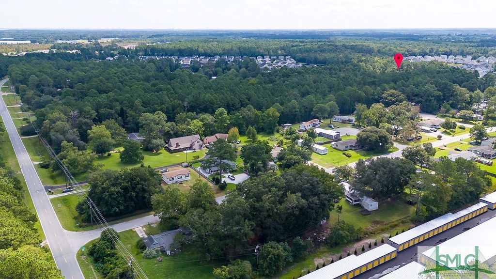 Image 6 of property listing at 1335 Pine Barren Road, Pooler, GA 31322