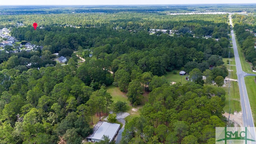 Image 9 of property listing at 1335 Pine Barren Road, Pooler, GA 31322