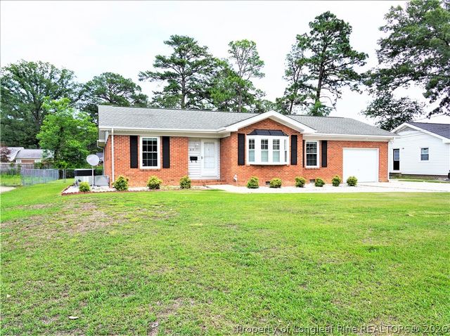 319 Whitney Drive, Fayetteville, NC 28303