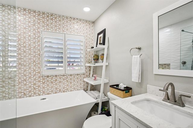 3966 HIGH BLUFF DRIVE, Largo, FL 33770