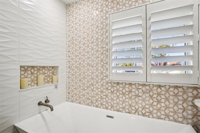 3966 HIGH BLUFF DRIVE, Largo, FL 33770