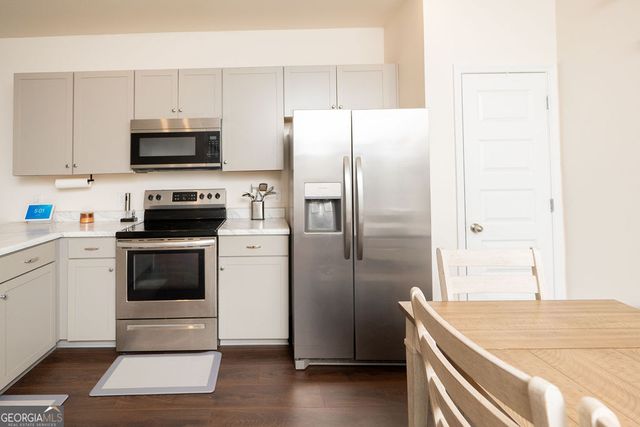 5741 Silver Lake Drive, Mableton, GA 30126