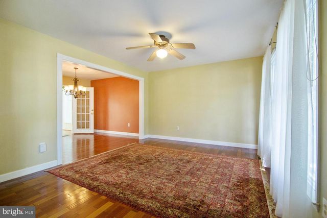 11957 GOVERNORS CT, Woodbridge, VA 22192