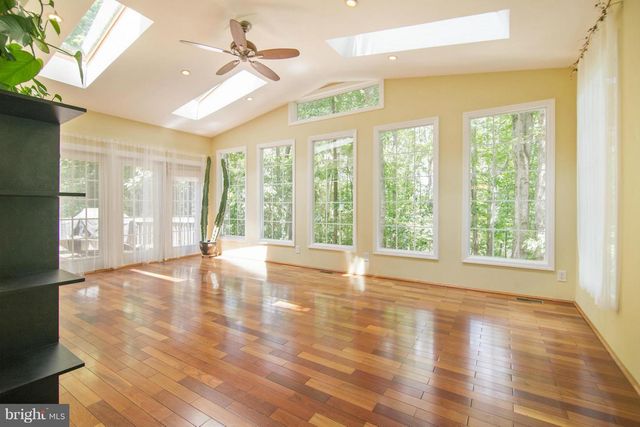 11957 GOVERNORS CT, Woodbridge, VA 22192