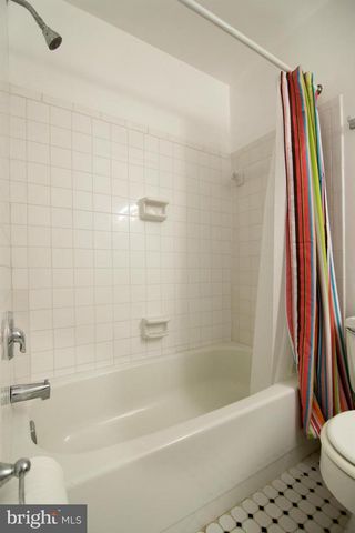 11957 GOVERNORS CT, Woodbridge, VA 22192