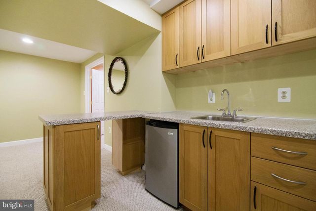 11957 GOVERNORS CT, Woodbridge, VA 22192