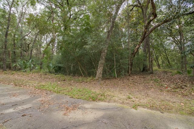 207 Bull Point Drive, Seabrook, SC 29940