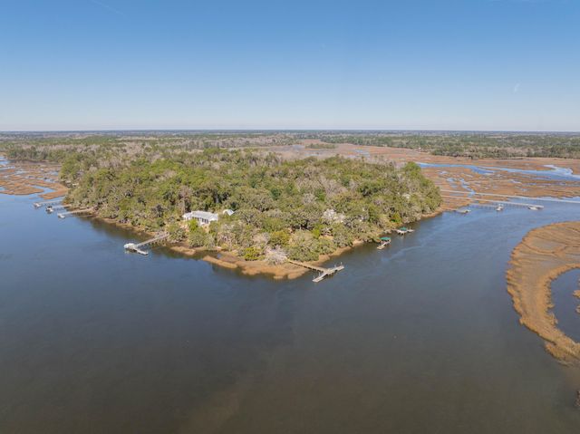 207 Bull Point Drive, Seabrook, SC 29940