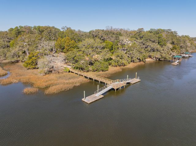 207 Bull Point Drive, Seabrook, SC 29940