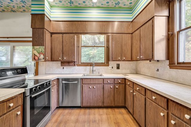 143 Withington Rd, Newton, MA 02458