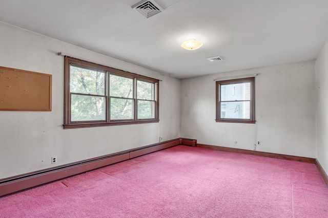 143 Withington Rd, Newton, MA 02458