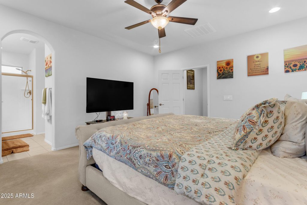 Image 21 of property listing at 5381 W VICTORY Way, Florence, AZ 85132