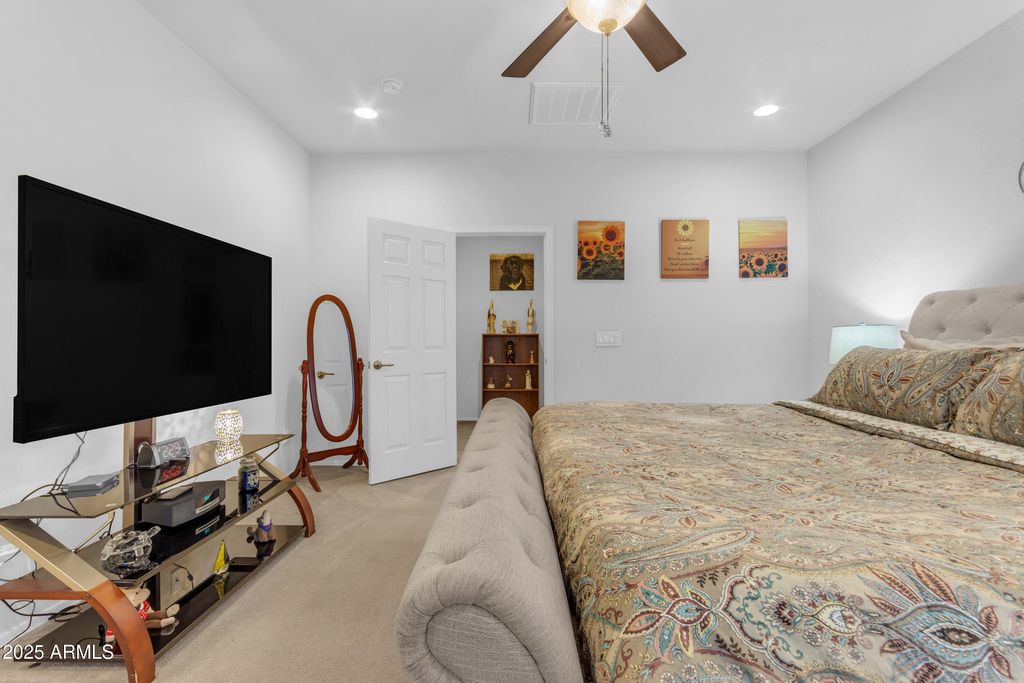 Image 22 of property listing at 5381 W VICTORY Way, Florence, AZ 85132