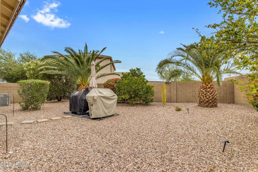 Image 38 of property listing at 5381 W VICTORY Way, Florence, AZ 85132