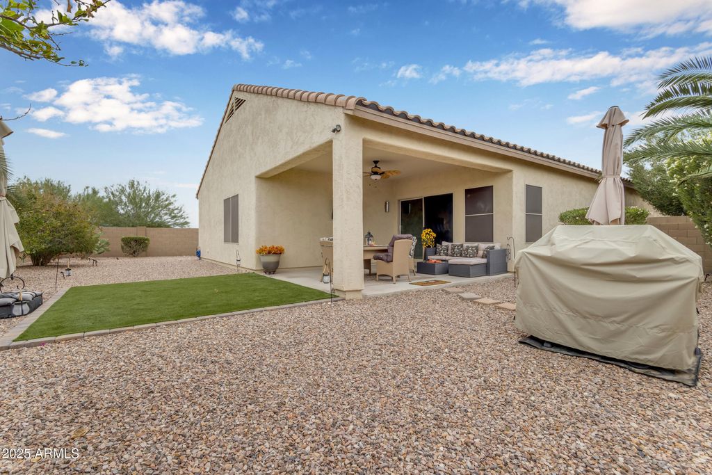 Image 39 of property listing at 5381 W VICTORY Way, Florence, AZ 85132