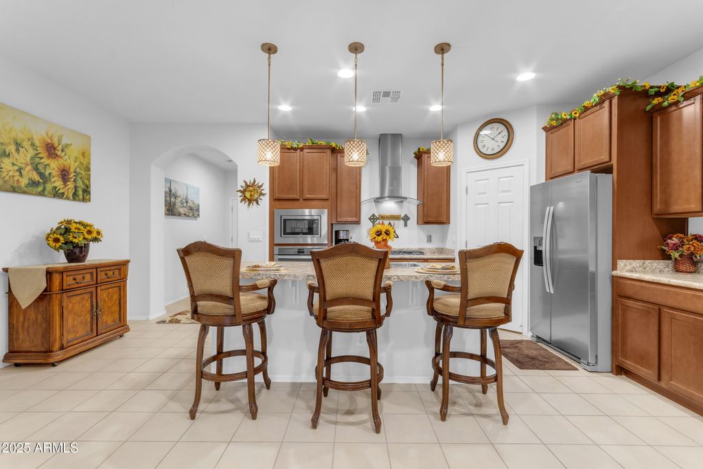 Image 4 of property listing at 5381 W VICTORY Way, Florence, AZ 85132