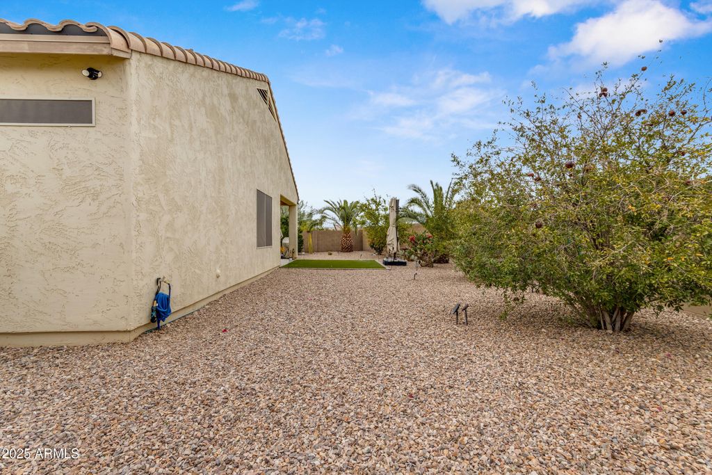 Image 44 of property listing at 5381 W VICTORY Way, Florence, AZ 85132