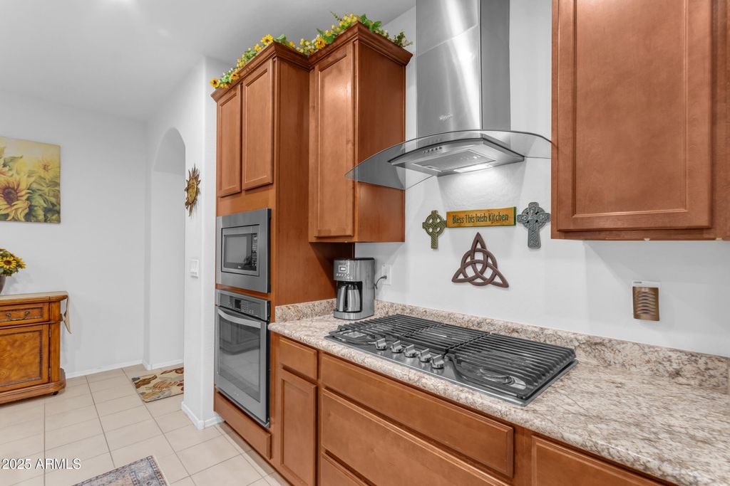 Image 8 of property listing at 5381 W VICTORY Way, Florence, AZ 85132