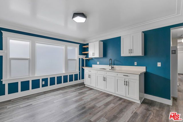 641 W 43rd Street, Los Angeles, CA 90037