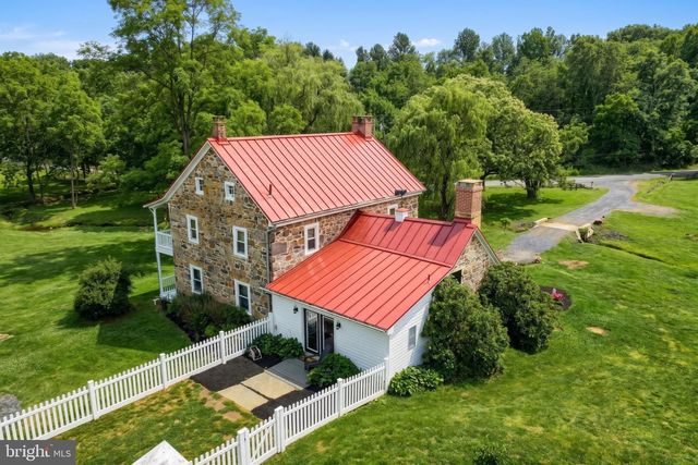 721 COMPANY FARM RD, Aspers, PA 17304