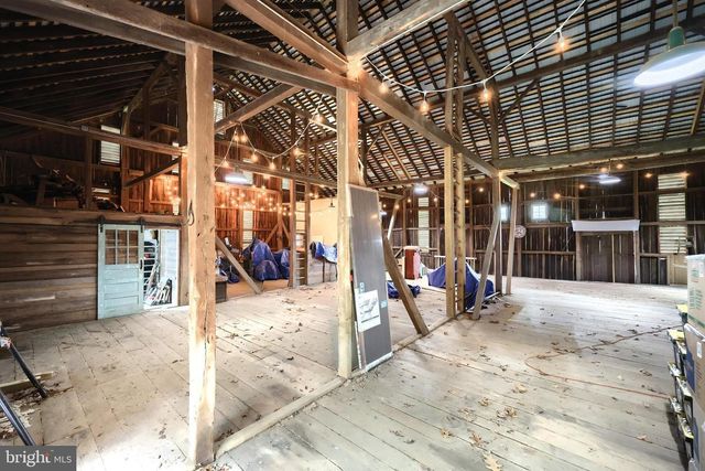 721 COMPANY FARM RD, Aspers, PA 17304