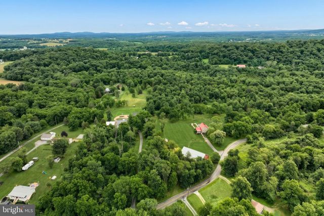 721 COMPANY FARM RD, Aspers, PA 17304