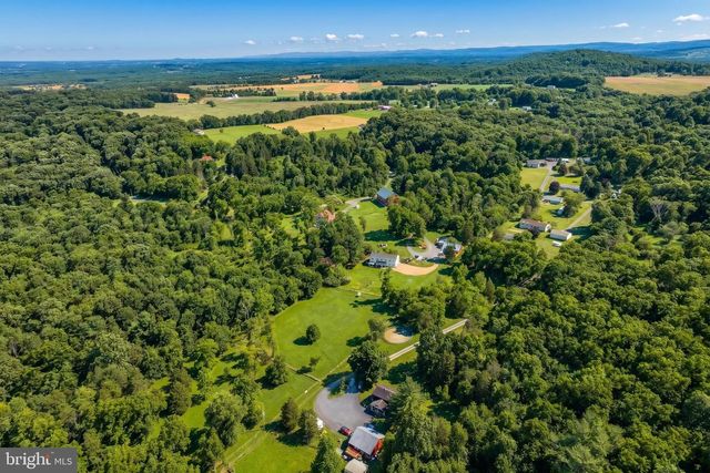 721 COMPANY FARM RD, Aspers, PA 17304