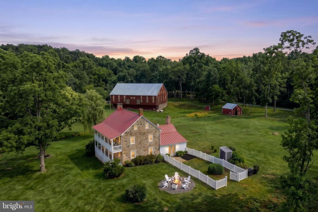 721 COMPANY FARM RD, Aspers, PA 17304