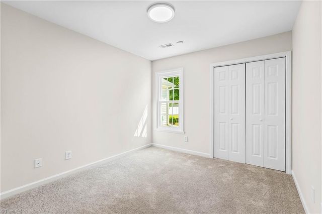 1522 Hamilton Hills Drive, Greensboro, NC 27406