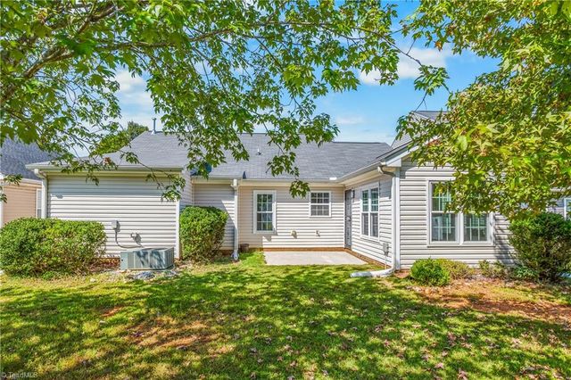 1522 Hamilton Hills Drive, Greensboro, NC 27406