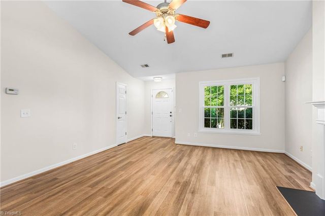 1522 Hamilton Hills Drive, Greensboro, NC 27406