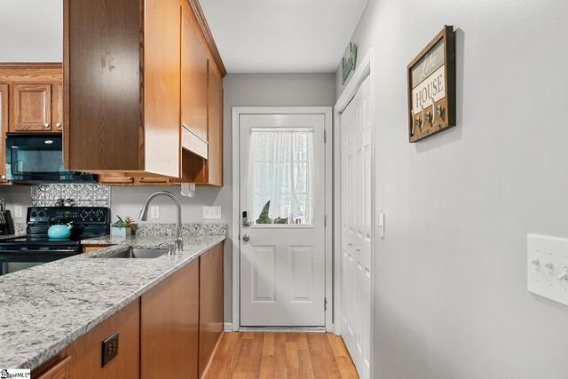 265 Capps Road, Fair Play, SC 29643