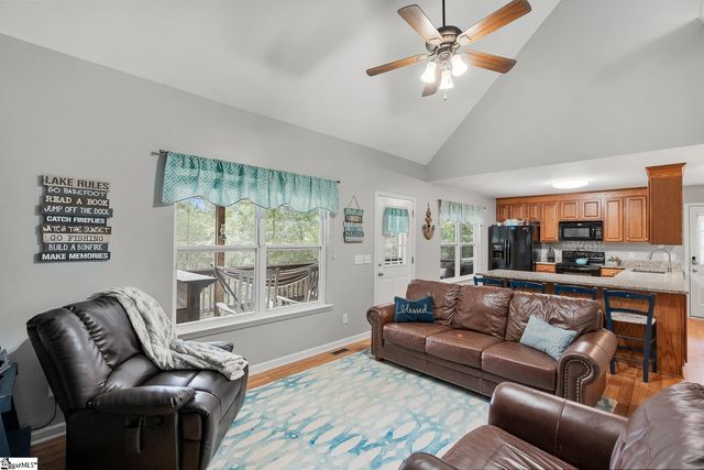 265 Capps Road, Fair Play, SC 29643