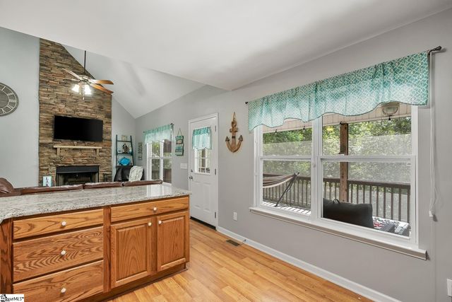 265 Capps Road, Fair Play, SC 29643