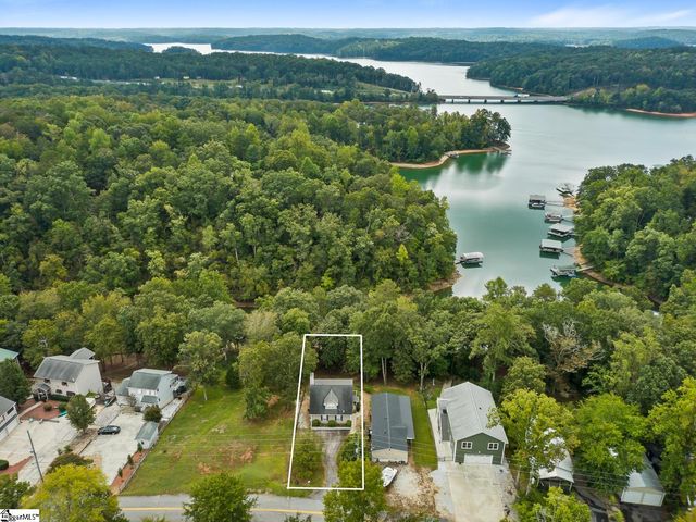 265 Capps Road, Fair Play, SC 29643